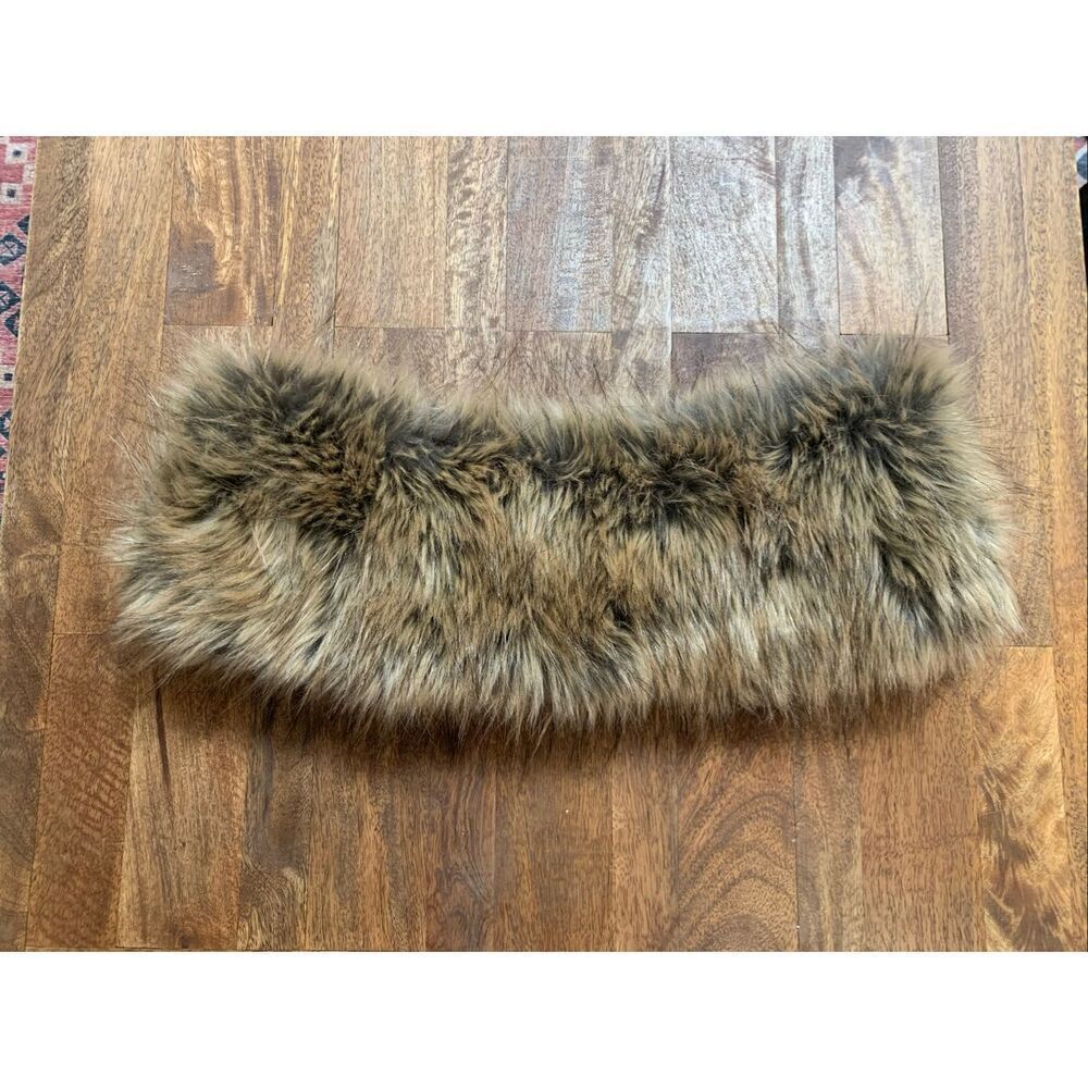 Nordstrom BP faux fur infinity scarf collar
